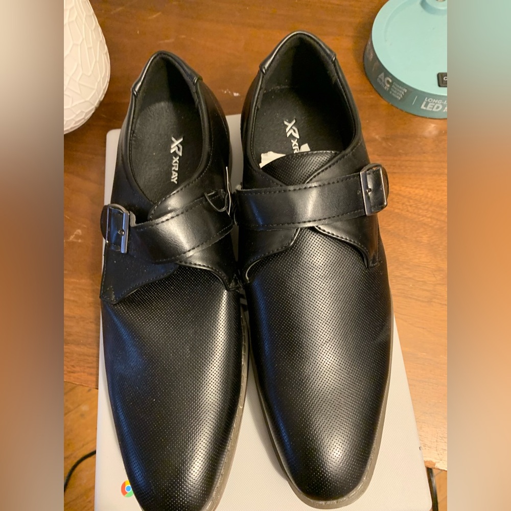 Men’s dress shoes (X-Ray) size 11